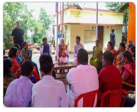  Delightful conversations PM Narendramodi interacts with PM Awas Yojana beneficiaries in Odisha 